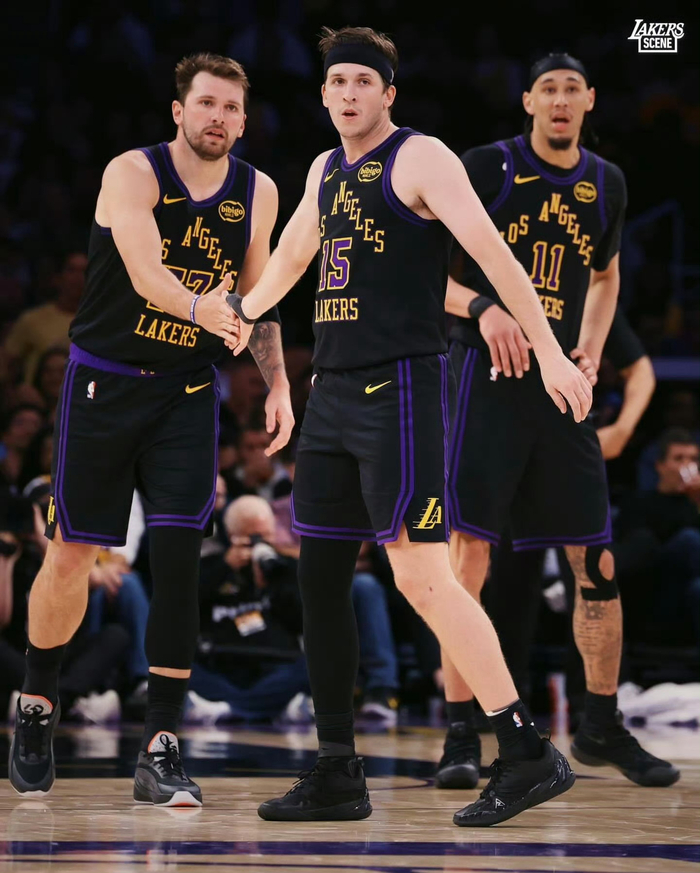 湖人2026-27赛季薪资格局曝光 多位核心球员合同到