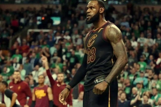 詹杜对决难改胜负格局 火箭内线双核成湖人噩梦