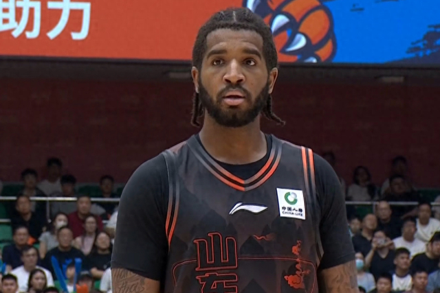 山东男篮主场惨败北京遭遇5连败 琥珀塞尔18+10助